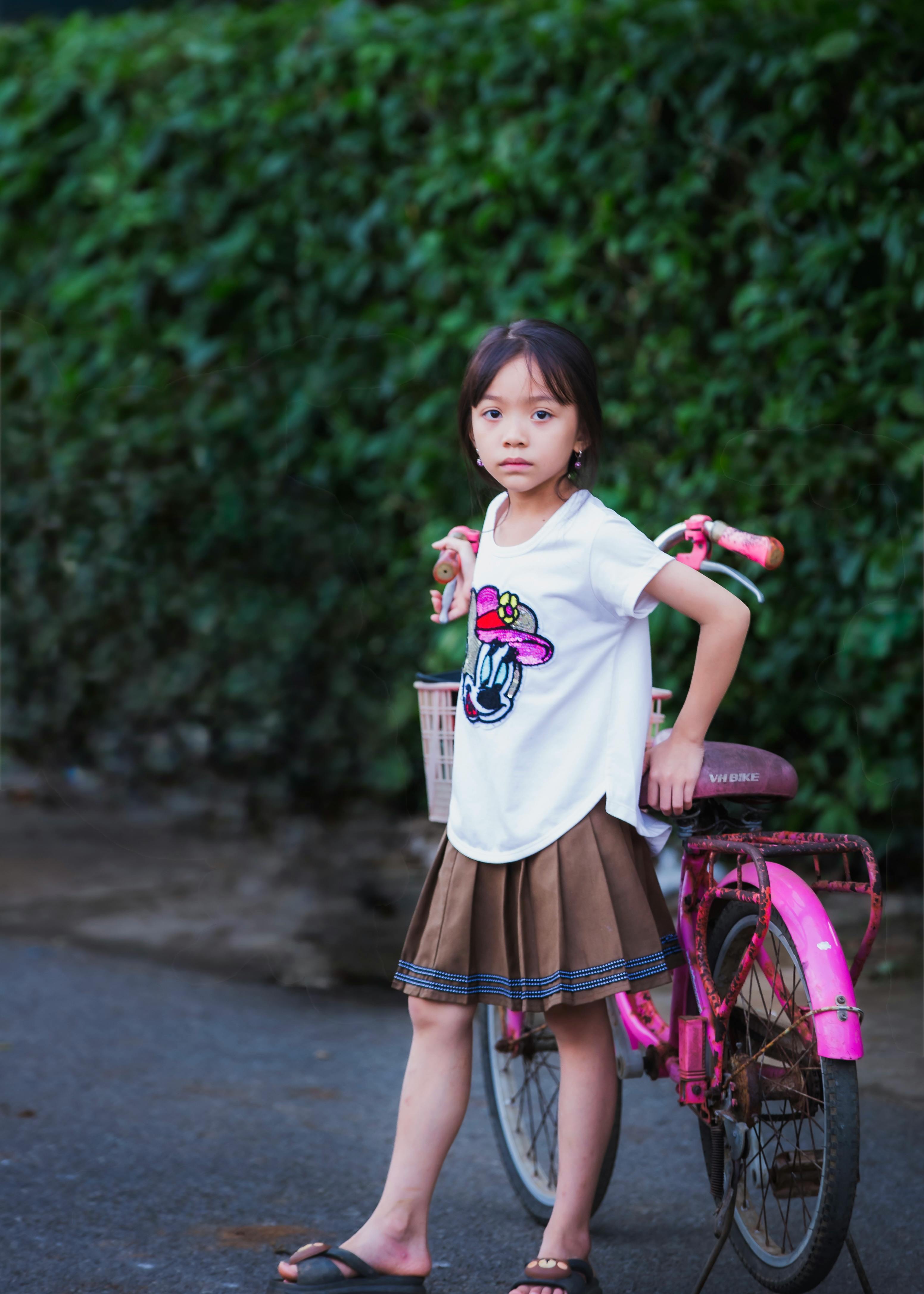 作品封面：城市与文化氛围